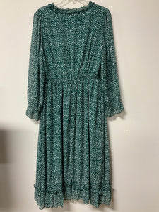 Luna (6) green, white dot dress