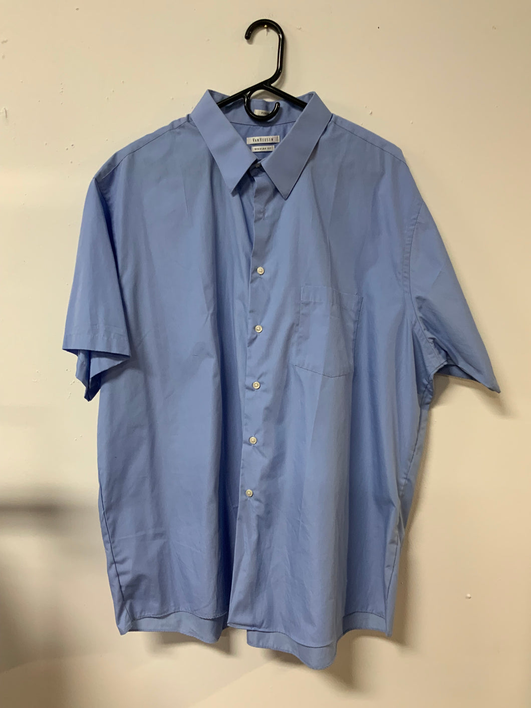 Van Heusen (18.5) blu btn shirt