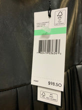 Load image into Gallery viewer, Nine West (8) black pleated leather skirt NWT
