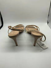 Load image into Gallery viewer, Ann Taylor (10) beige heels NWT
