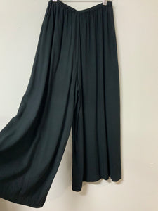 Love Stitch (M) blk elas goucho NWT