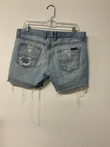 Lucky (10) den fray shorts