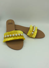 Load image into Gallery viewer, Hippie (8.5) yell sandal
