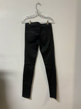 Load image into Gallery viewer, Joes (25) black rubber jean
