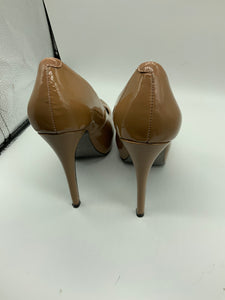 Steve Madden (7) tan high heel