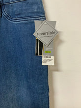 Load image into Gallery viewer, Slim Sat (14) rev leop jean NWT
