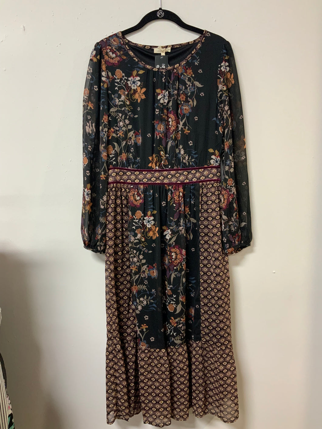 Mystree (S) flower dress NWT