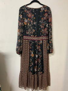 Mystree (S) flower dress NWT