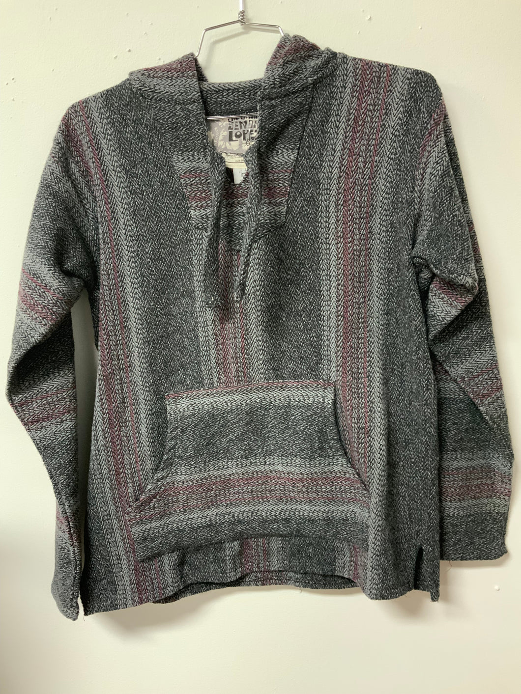 Senor Lopez (L) grey & pink poncho NWT