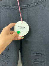 Load image into Gallery viewer, Umgee (S) black jeggings NWT
