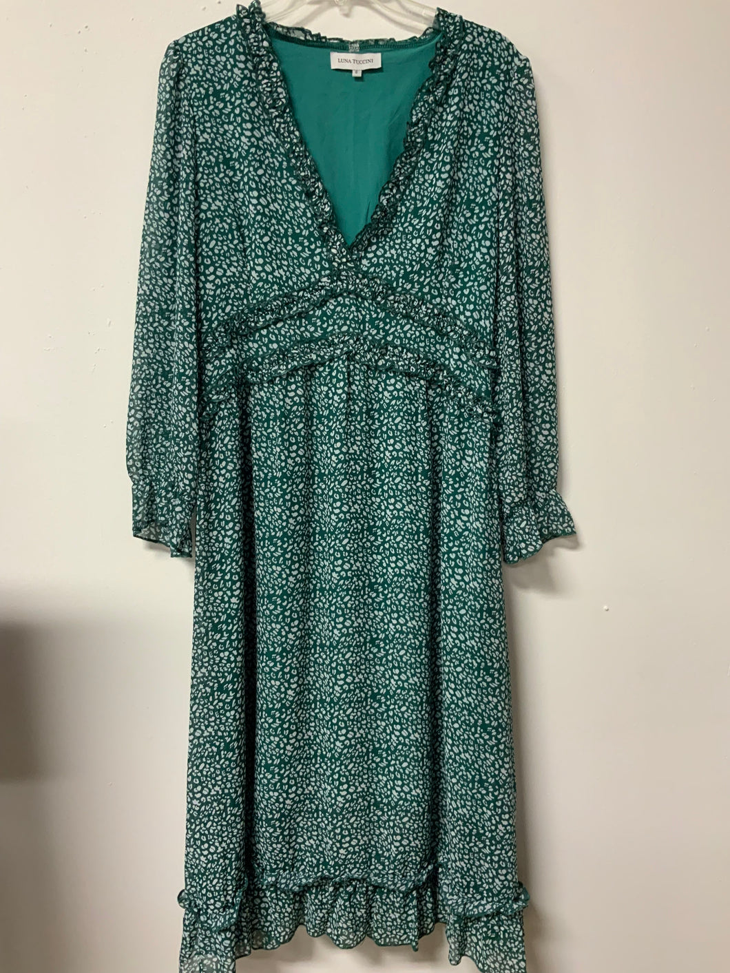 Luna (6) green, white dot dress
