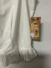 Load image into Gallery viewer, Scully (M) wh ruffle neck tank NWT
