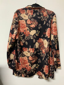 Solitaire (XL) soft floral blazer NWT