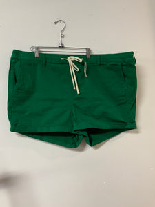 Torrid (4X) green shorts NWT