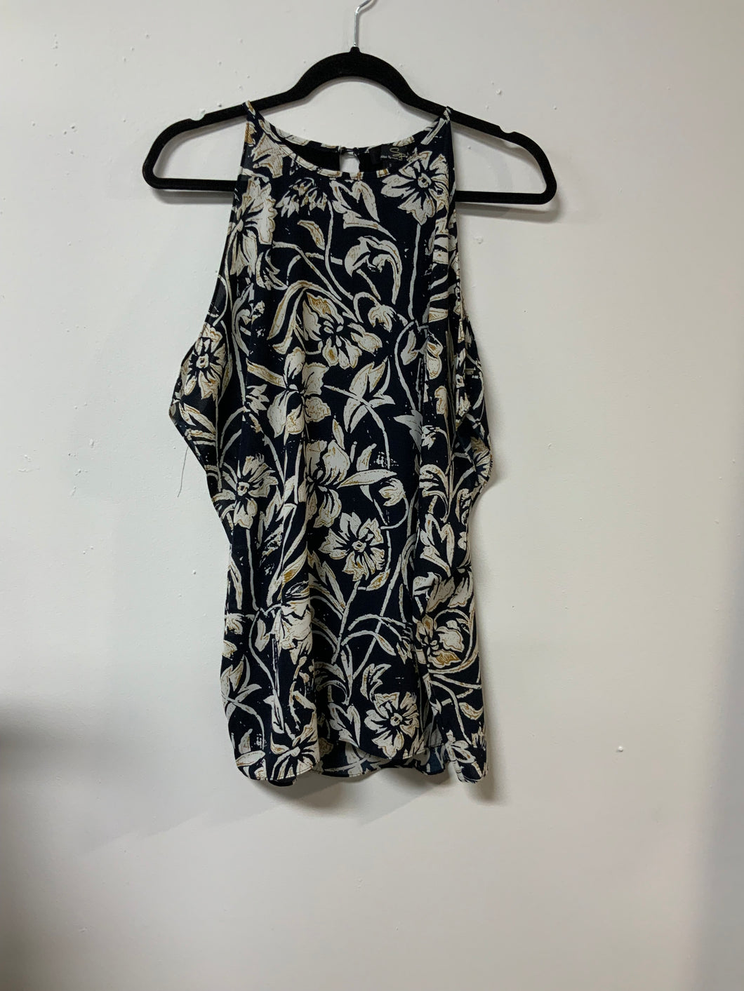 Suzanne (S) blk gold crm cold shoulder