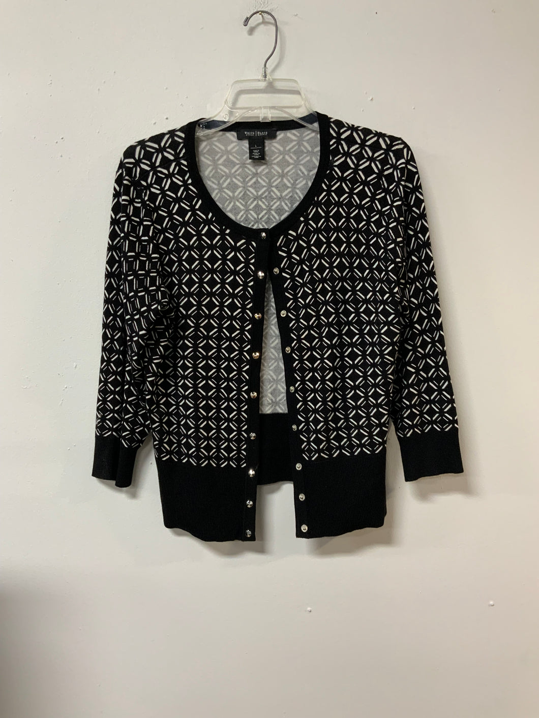 White House (L) black & white snap cardigan