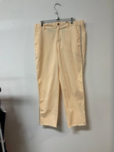 Load image into Gallery viewer, Gap (8) peach fray hem jean NWT
