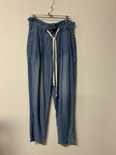 Load image into Gallery viewer, Zenana (M) chambray elastic pant NWT
