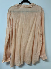 Load image into Gallery viewer, J Jill (XL) peach button up NWT

