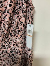 Load image into Gallery viewer, Suite (7) pink blk dress NWT
