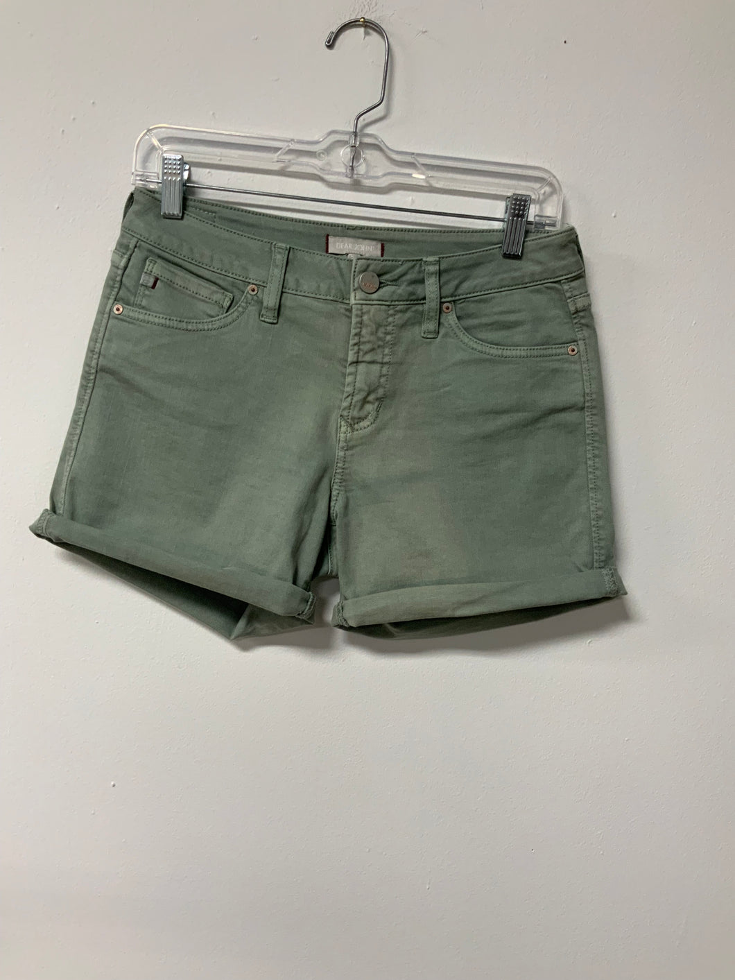 Dear John (26) green cuff short