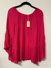 Load image into Gallery viewer, R (S/M) pink shirt NWT
