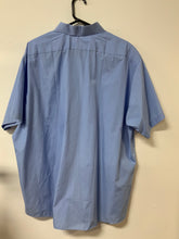 Load image into Gallery viewer, Van Heusen (18.5) blu btn shirt
