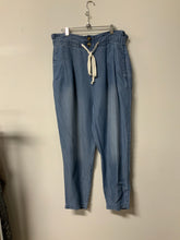 Load image into Gallery viewer, Zenana (XL) Chambray elas pant
