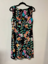 Load image into Gallery viewer, Michael Tyler (S) flower dress NWT
