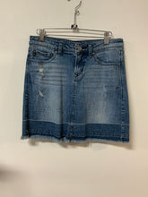Load image into Gallery viewer, Dear JohN (27) DEN FRAY SKIRT
