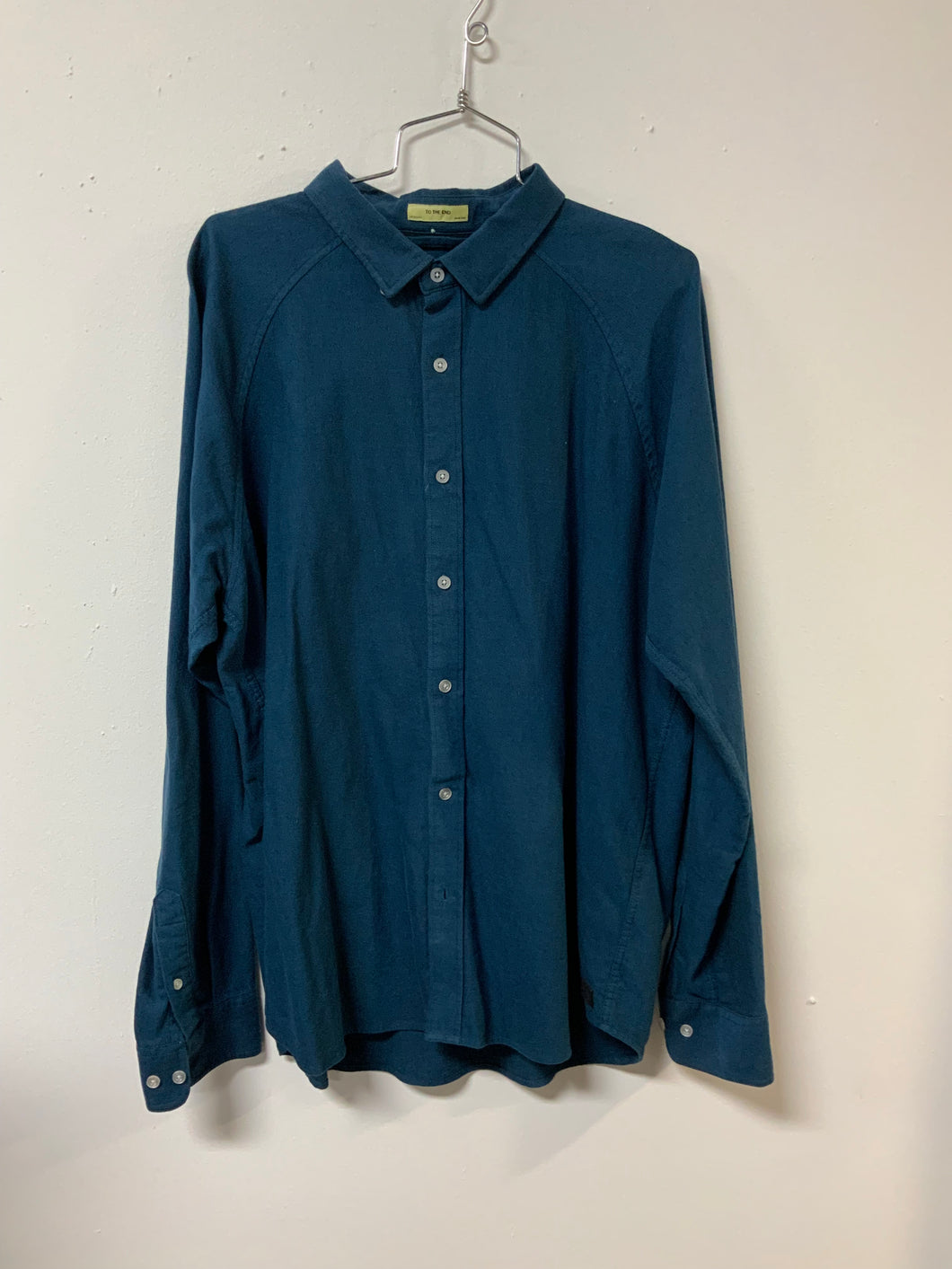 Tavik (XL) to the end blue button down