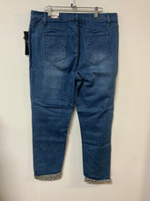 Load image into Gallery viewer, Slim Sat (14) rev leop jean NWT
