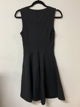 Load image into Gallery viewer, Banana Republic (4) black dress
