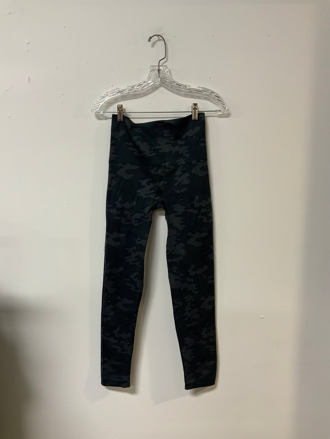 Spanx (L) grey camo leggings