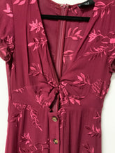 Load image into Gallery viewer, Vici (S) maroon maxi dress keyhole
