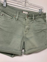 Load image into Gallery viewer, Dear John (26) green cuff short

