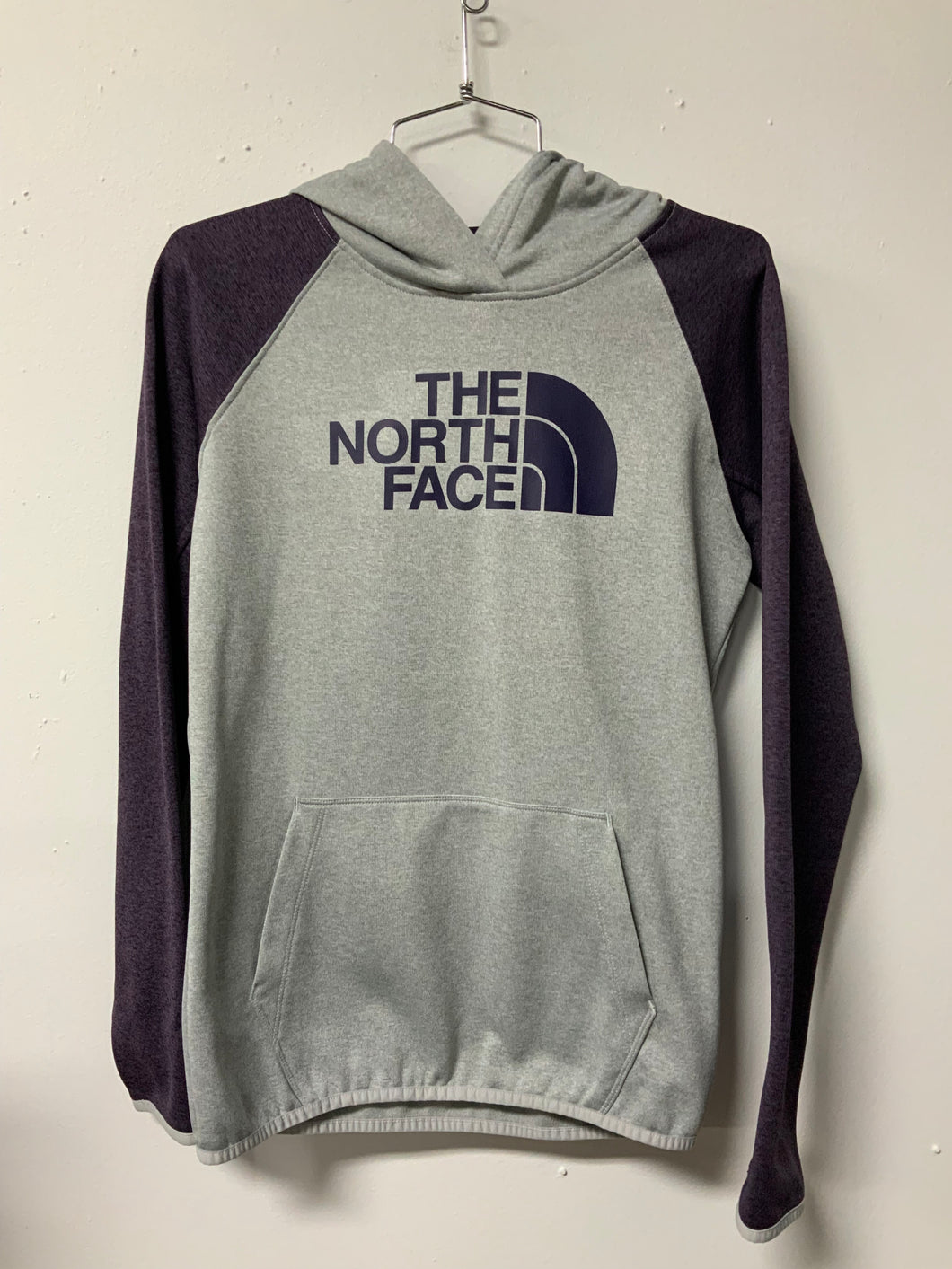 North Face (S) purple grey hood sweater