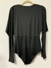 Load image into Gallery viewer, H&amp;M’s (L) black bodysuit NWT
