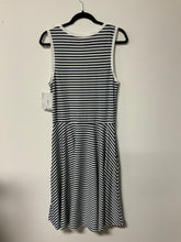 Load image into Gallery viewer, LuLaRoe (L) stripe dress NWT
