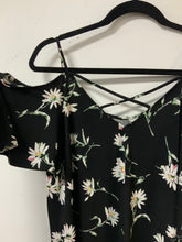 Load image into Gallery viewer, Kayleigh (S) blk daisy x back
