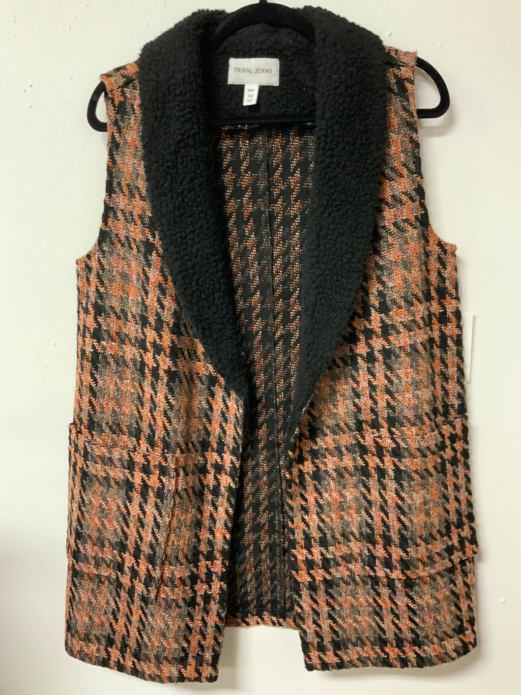 Tribal Jeans (M) black & orange vest NWT