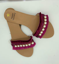 Load image into Gallery viewer, Hippie (8.5) pink sandal NWT
