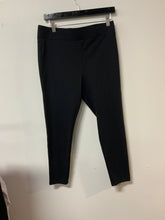 Load image into Gallery viewer, Loft (LP) black elastic capri
