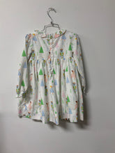 Load image into Gallery viewer, Cecil (7) wh tree dancer dress
