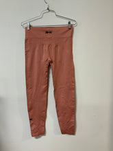 Load image into Gallery viewer, New Balance (M) pink pant

