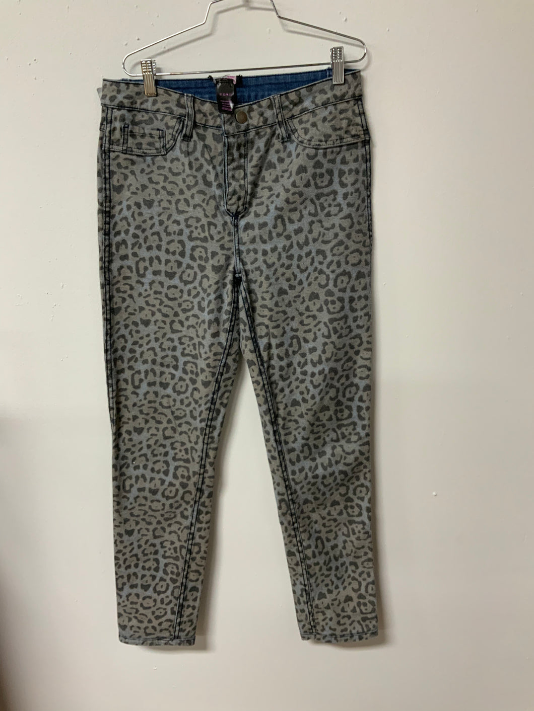 Slim Sat (4,8) gey Leop rev jean NWT