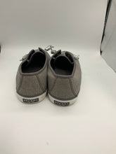 Load image into Gallery viewer, Sperry (9) Silver Tenn
