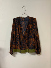 Load image into Gallery viewer, Cabi (S) Rust Blu snake olive hem
