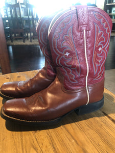 Ariat (6) brown red square toe