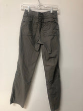 Load image into Gallery viewer, North Face (2) grey convertible pant
